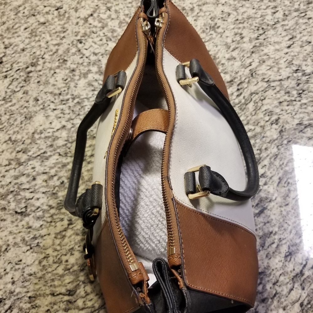 Michael Kors Purse - Picture 11 of 13